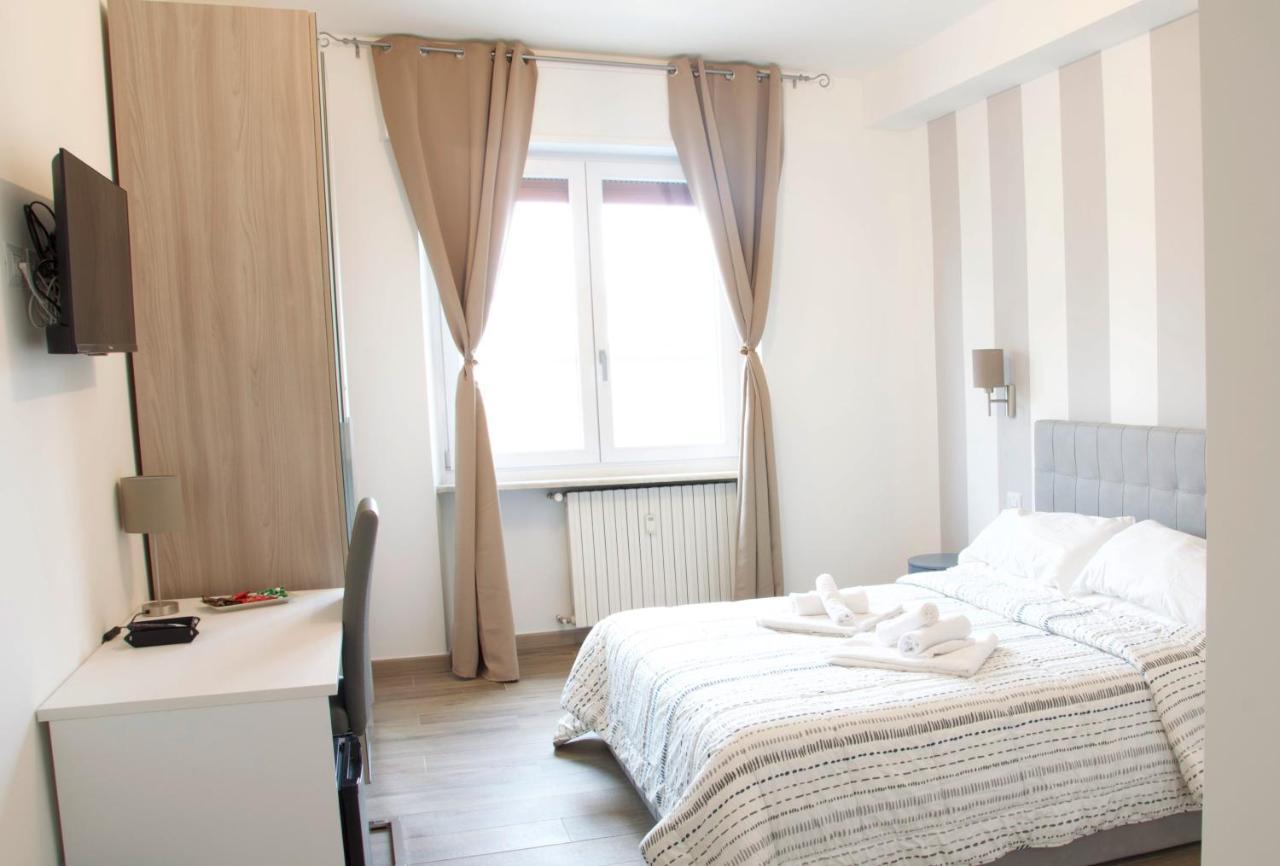 Minerva Rooms Павия Экстерьер фото