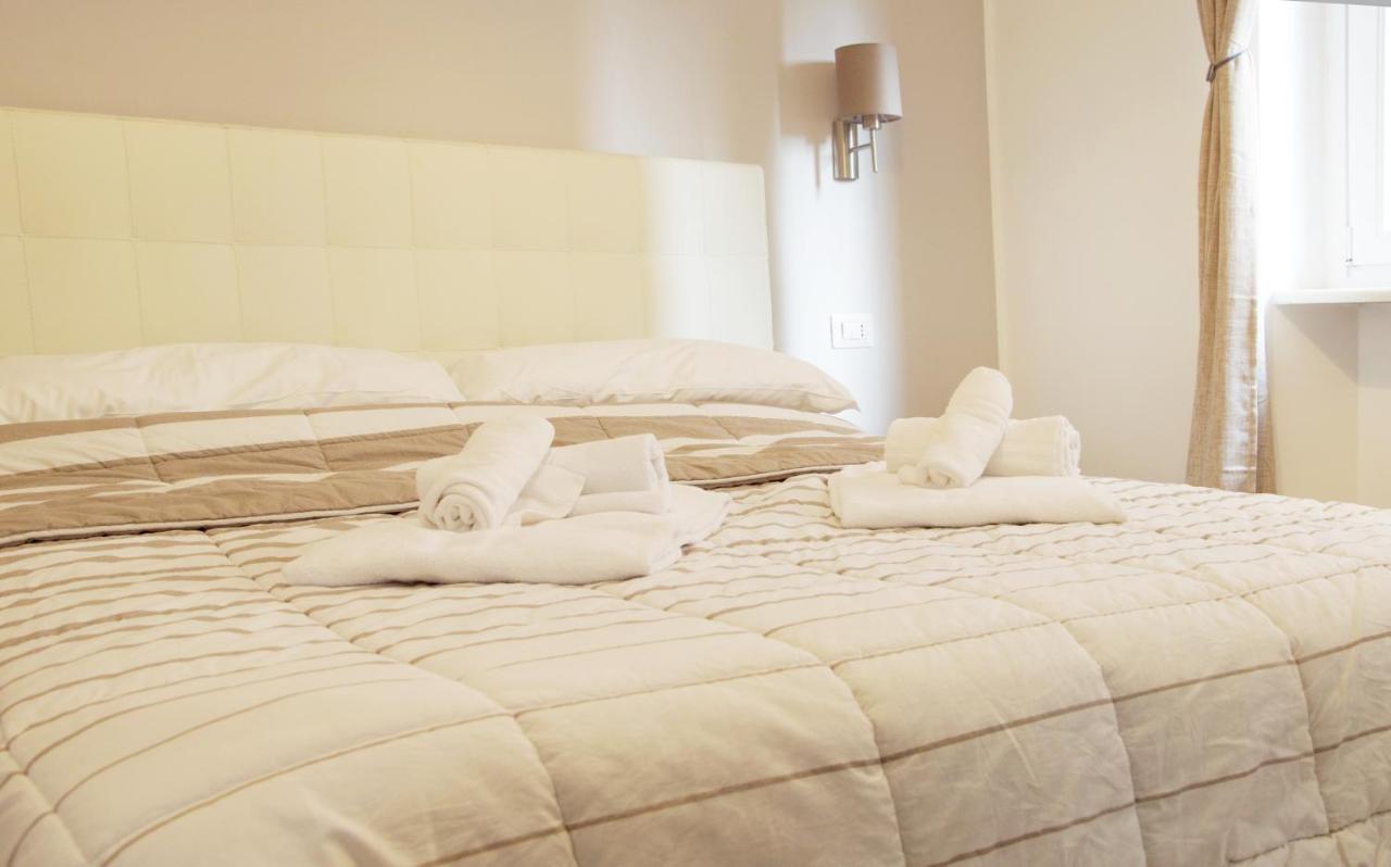Minerva Rooms Павия Экстерьер фото